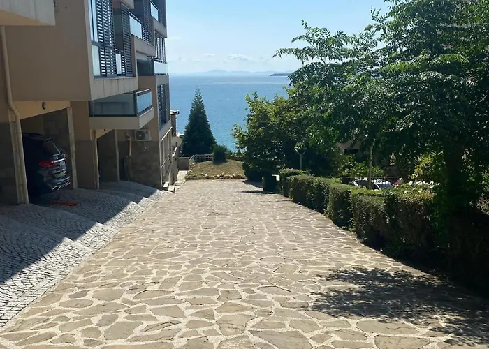 Апартамент Dolce Premium Panorama Sea View