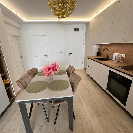 Dolce Premium Panorama Sea View Апартамент *